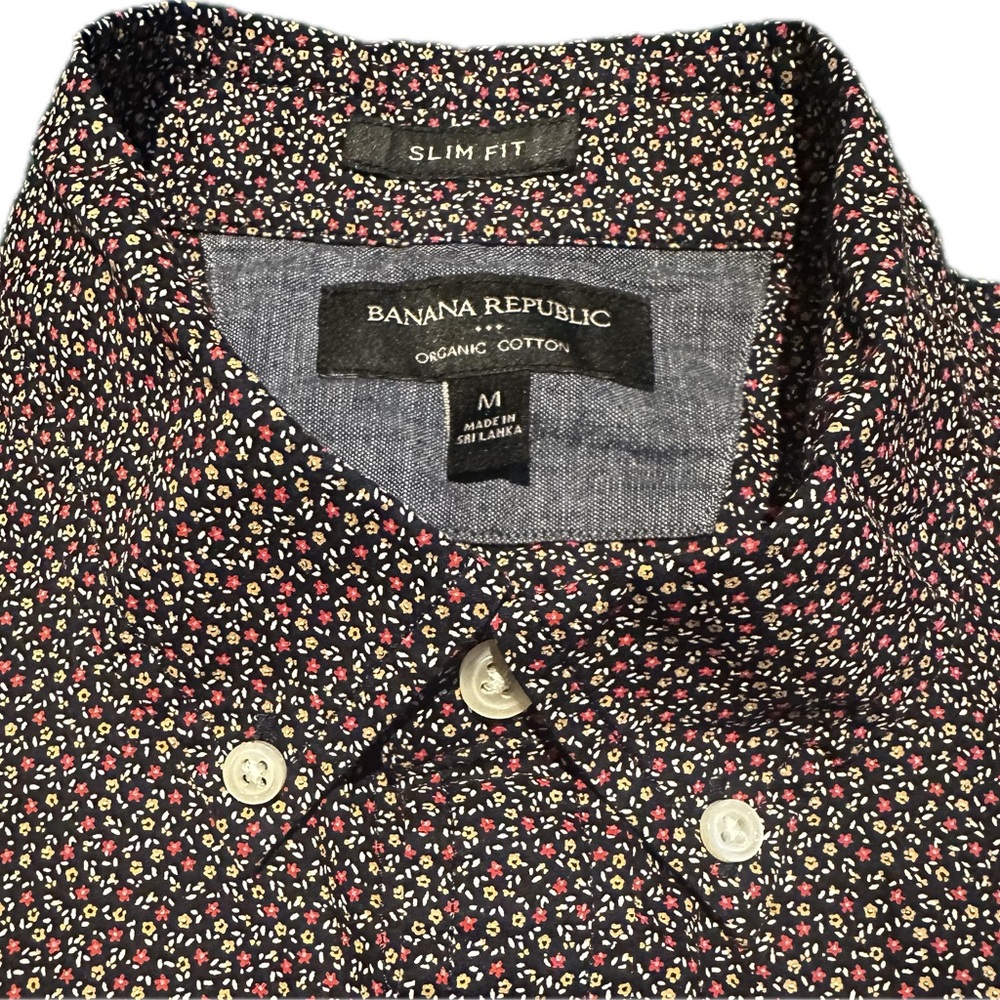 Banana Republic Men’s Slim Fit Short Sleeve Shirt - Medium
